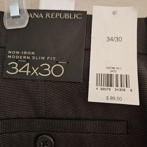 Banana Republic Pants NWT Modern Slim Fit Non-iron
